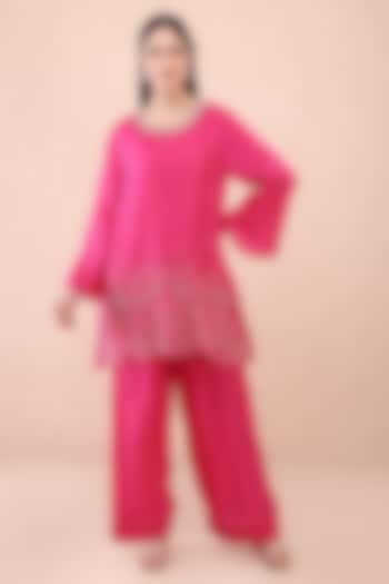 Hot Pink Silk Floral Thread Embroidered Kurta Set by One not two at Pernia's Pop Up Shop