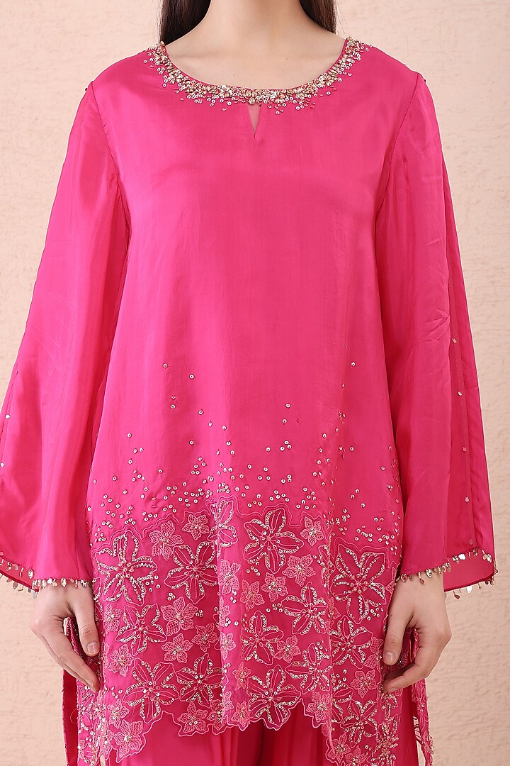 Hot Pink Silk Floral Thread Embroidered Kurta Set by One not two at Pernia's Pop Up Shop