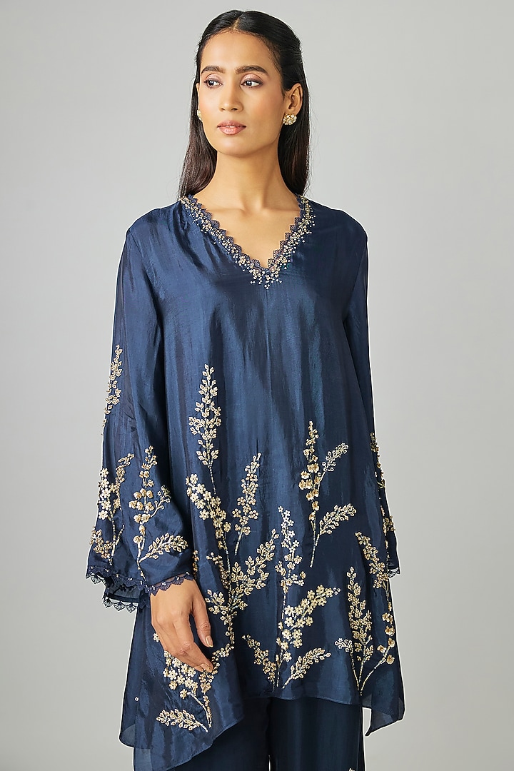 Navy Silk Hand Embroidered Kurta Set by One not two at Pernia's Pop Up Shop