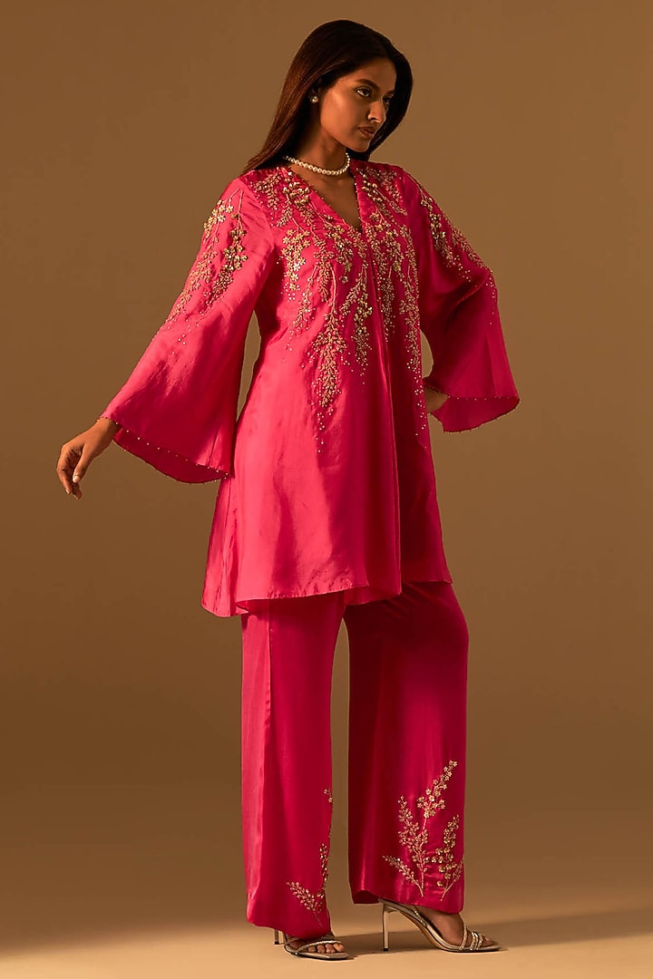 Hot Pink Silk Sequins Embroidered Kurta Set by One not two at Pernia's Pop Up Shop