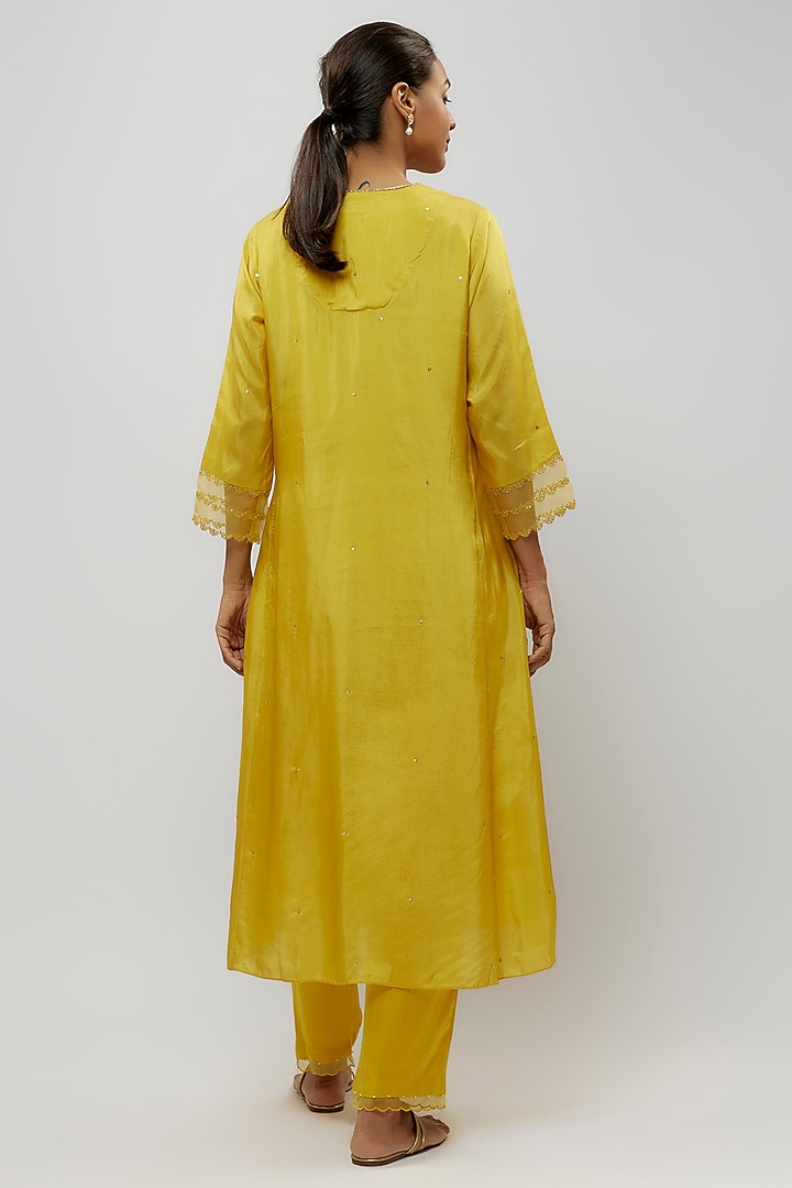 Mango Yellow Viscose Silk Floral Thread Embroidered A-Line Kurta Set by One not two at Pernia's Pop Up Shop