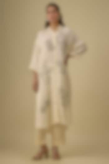 Ecru Viscose Silk Floral Hand Embroidered Kurta Set by One not two at Pernia's Pop Up Shop