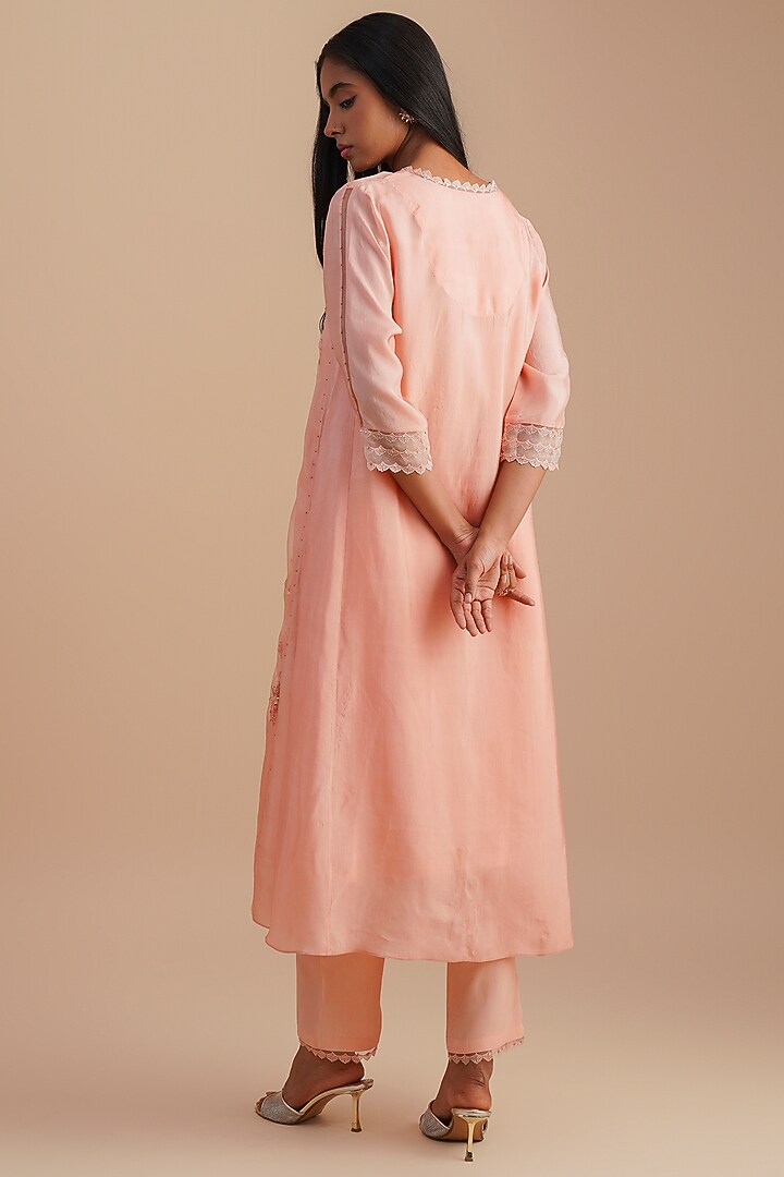 Blush Silk & Organza Hand Embroidered Kurta Set by One not two at Pernia's Pop Up Shop
