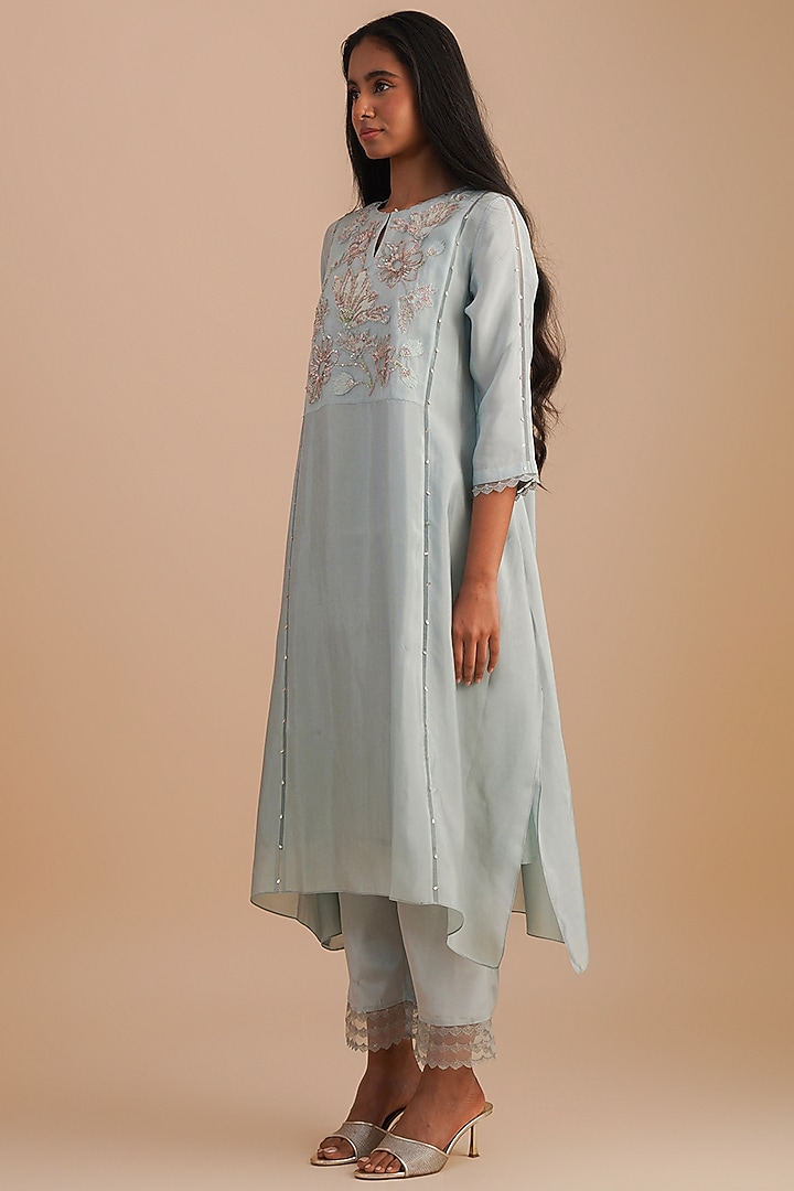Powder Blue Silk & Organza Floral Hand Embroidered Kurta Set by One not two at Pernia's Pop Up Shop