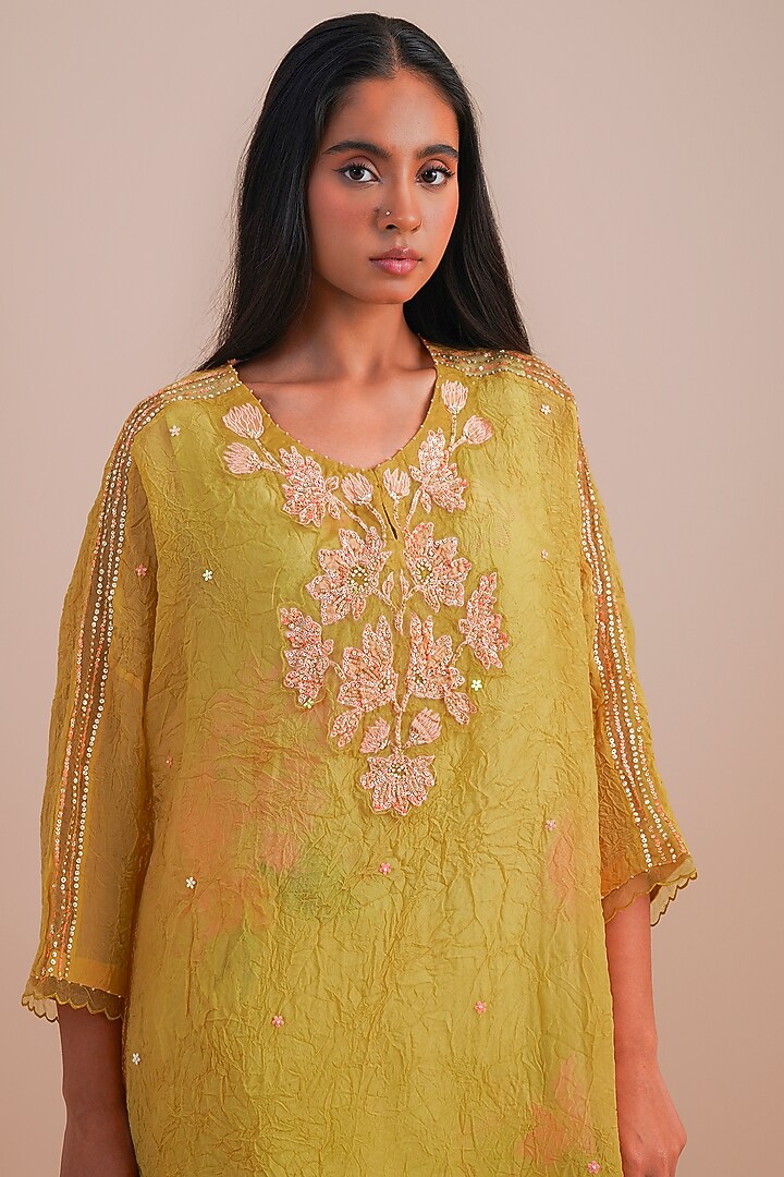 Daffodil Viscose Organza Floral Hand Embroidered Kurta Set by One not two at Pernia's Pop Up Shop