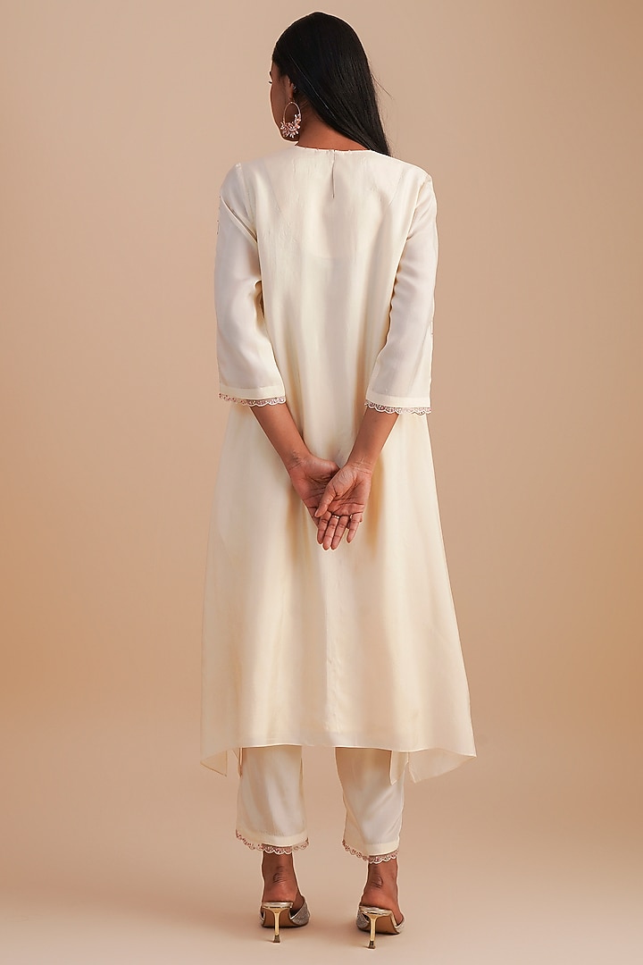 Ecru Silk Organza Hand Embroidered Kurta Set by One not two at Pernia's Pop Up Shop