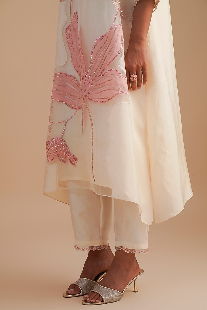 Ecru Silk Organza Hand Embroidered Kurta Set by One not two at Pernia's Pop Up Shop