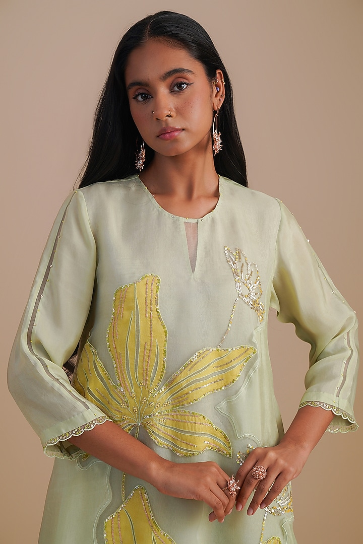 Mist Silk Organza Hand Embroidered Kurta Set by One not two at Pernia's Pop Up Shop