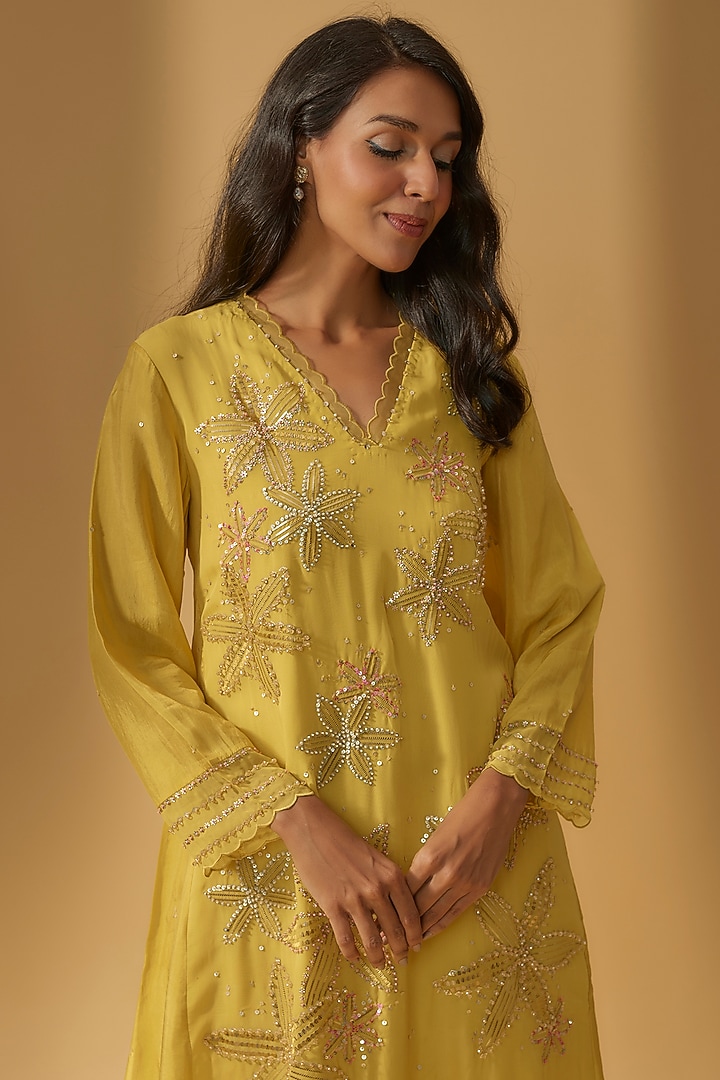 Yellow Viscose Silk Embroidered Kurta by One not two at Pernia's Pop Up Shop