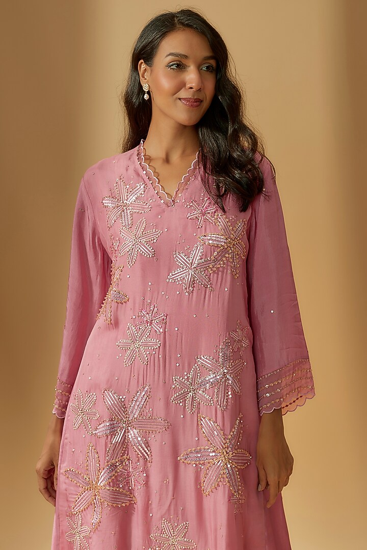 Rose Viscose Silk Embroidered Kurta by One not two at Pernia's Pop Up Shop