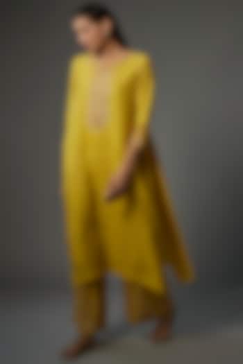 Yellow Crushed Silk Hand Embroidered Kurta by One not two at Pernia's Pop Up Shop