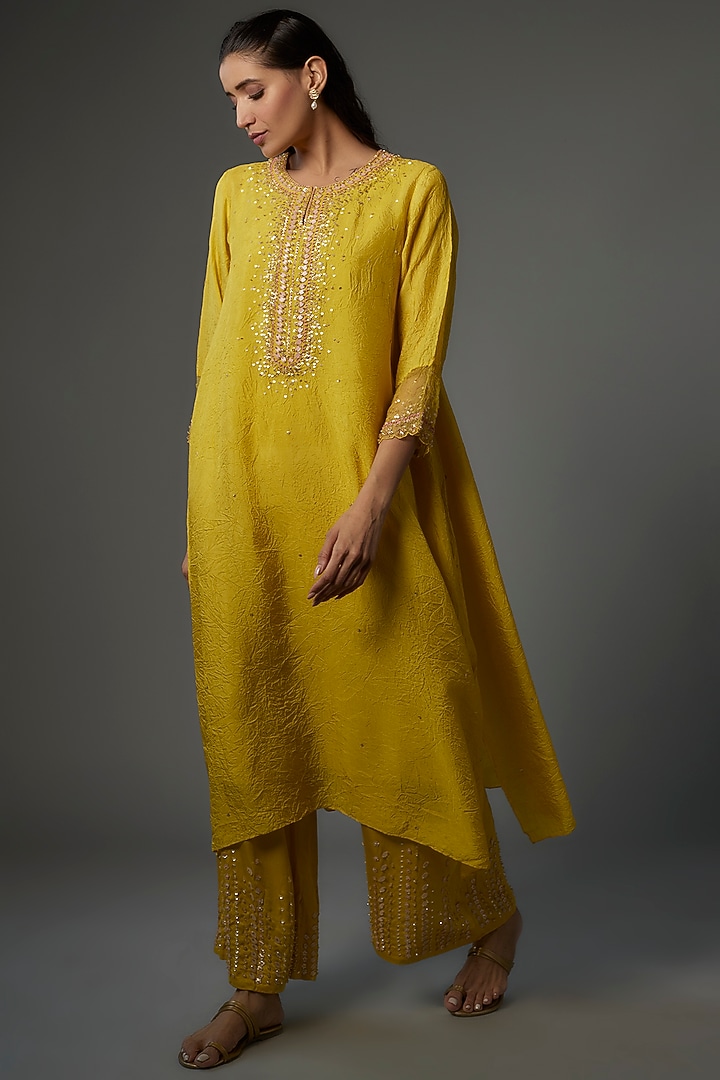 Yellow Crushed Silk Hand Embroidered Kurta by One not two at Pernia's Pop Up Shop