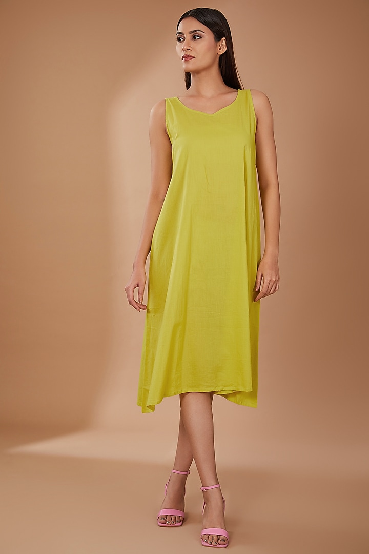 Citrine Green Viscose Silk Sequins Embroidered Kurta by One not two at Pernia's Pop Up Shop
