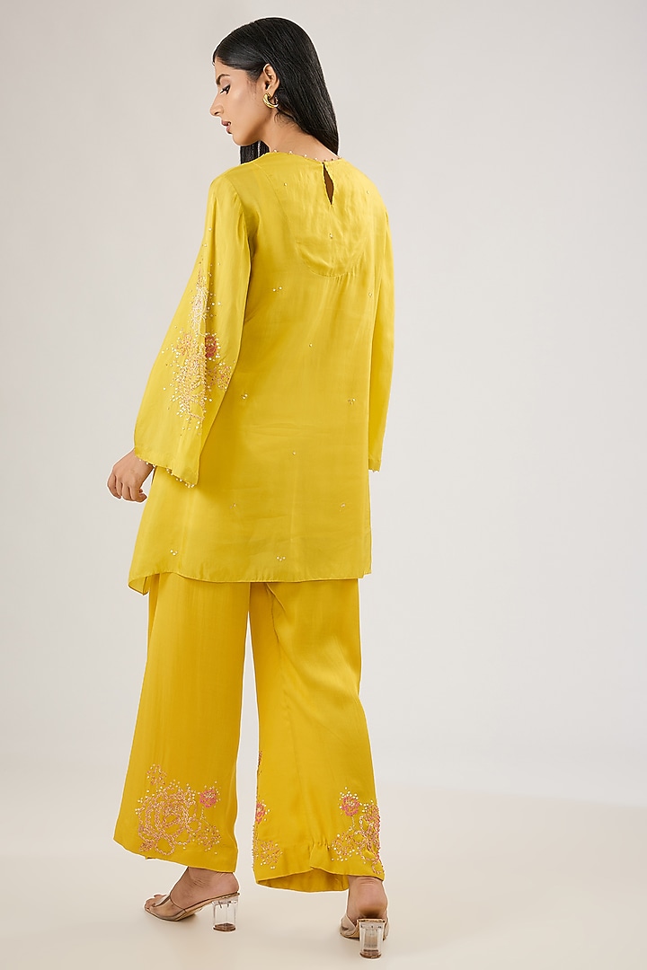 Mango Yellow Viscose Silk Floral Hand Embroidered A-Line Kurta Set by One not two at Pernia's Pop Up Shop