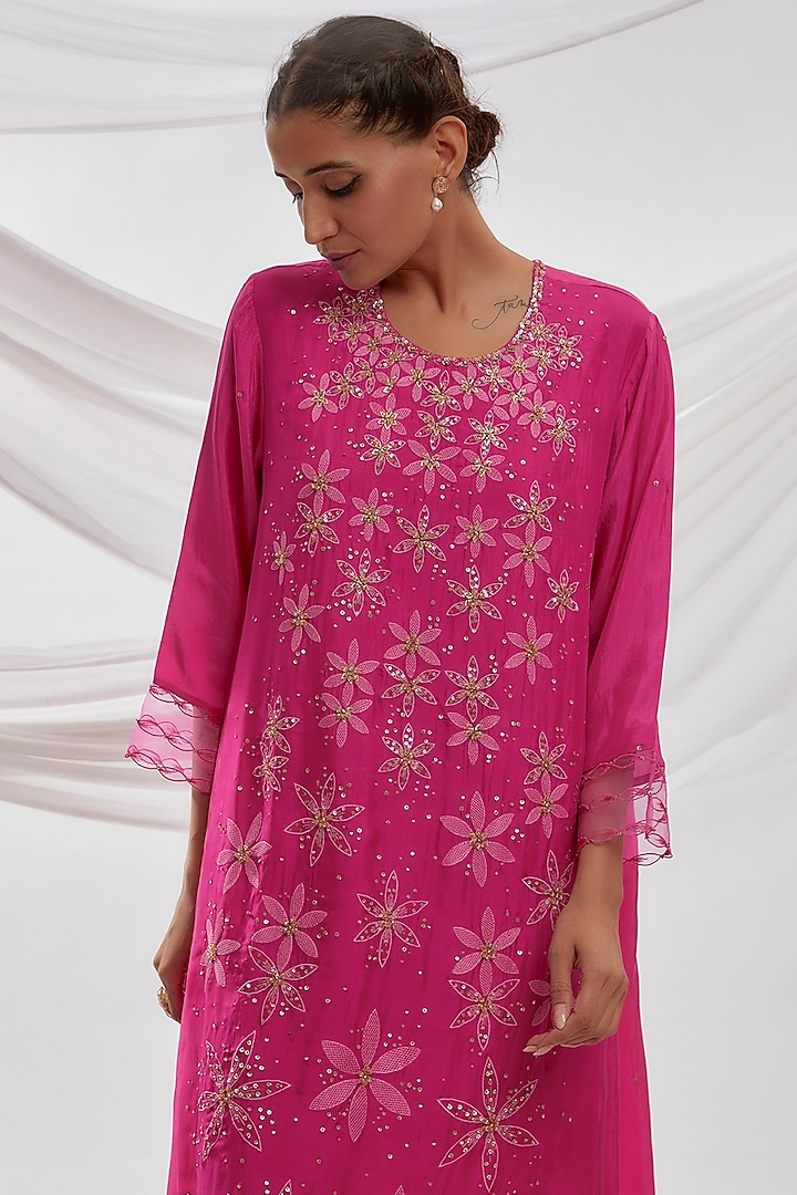 Hot Pink Viscose Silk Floral Embroidered Kurta by One not two at Pernia's Pop Up Shop