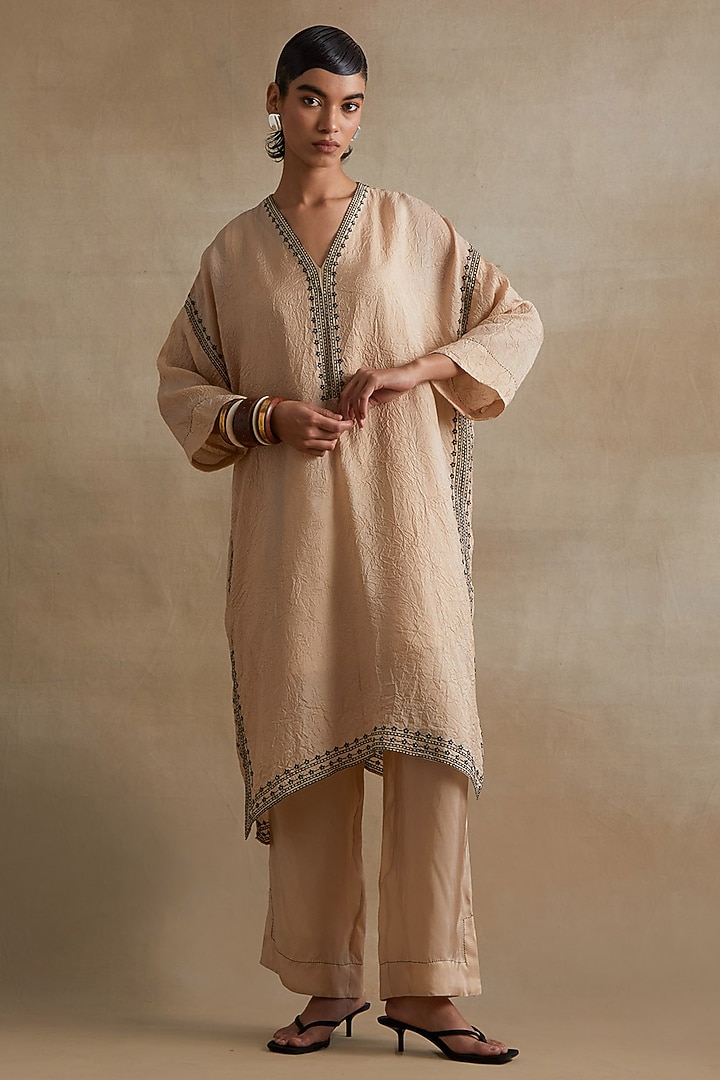 Clay Colored Silk Thread Hand Embroidered Kaftan Set by One not two at Pernia's Pop Up Shop