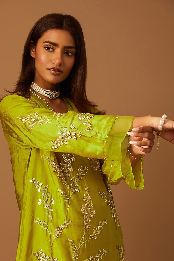 Henna-Colored Silk Hand Embroidered Kurta Set by One not two at Pernia's Pop Up Shop