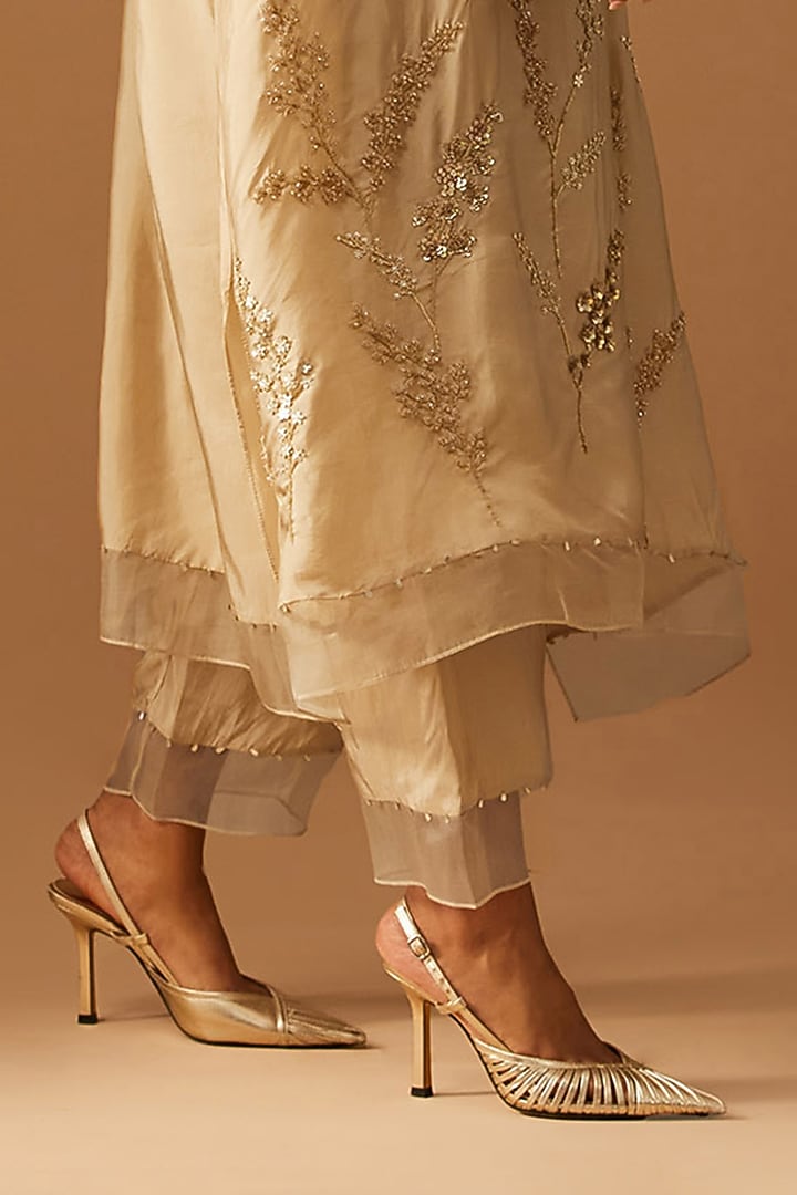 Shell-Colored Silk Hand Embroidered Kurta Set by One not two at Pernia's Pop Up Shop