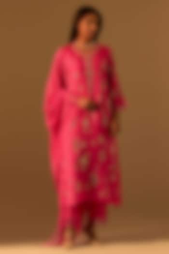 Hot Pink Silk Organza Dupatta by One not two at Pernia's Pop Up Shop