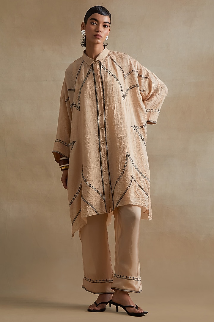 Clay Colored Silk Thread Embroidered Kurta Set by One not two at Pernia's Pop Up Shop