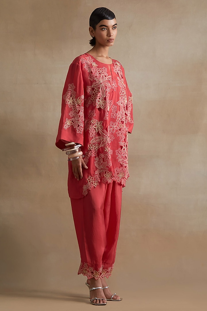 Tomato Colored Silk Floral Cutwork Kurta Set by One not two at Pernia's Pop Up Shop