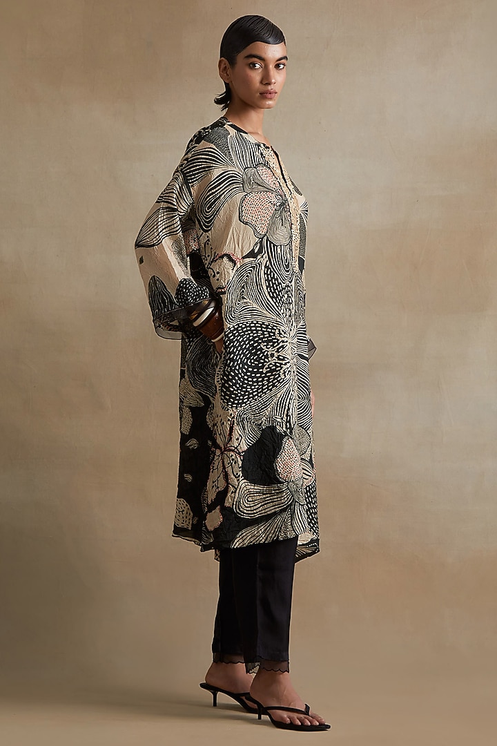 Clay Colored Silk Sequins Embroidered Kurta Set by One not two at Pernia's Pop Up Shop