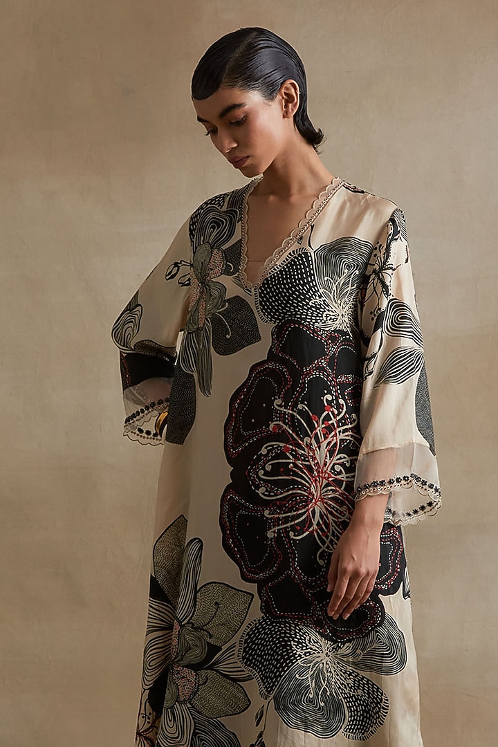 Clay Colored Silk Sequins Embroidered Kurta Set by One not two at Pernia's Pop Up Shop
