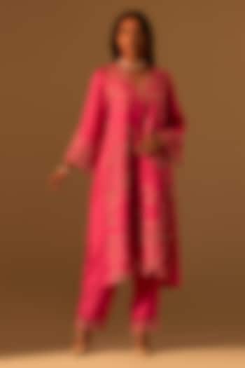 Hot Pink Silk Organza Floral Thread Embroidered Kurta Set by One not two at Pernia's Pop Up Shop