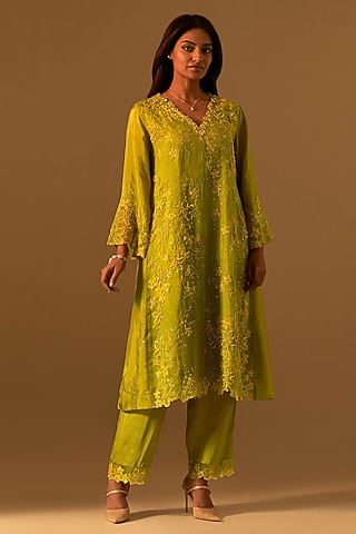Henna-Colored Silk Organza Floral Thread Embroidered Kurta Set by One not two