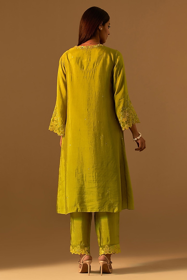 Henna-Colored Silk Organza Floral Thread Embroidered Kurta Set by One not two at Pernia's Pop Up Shop