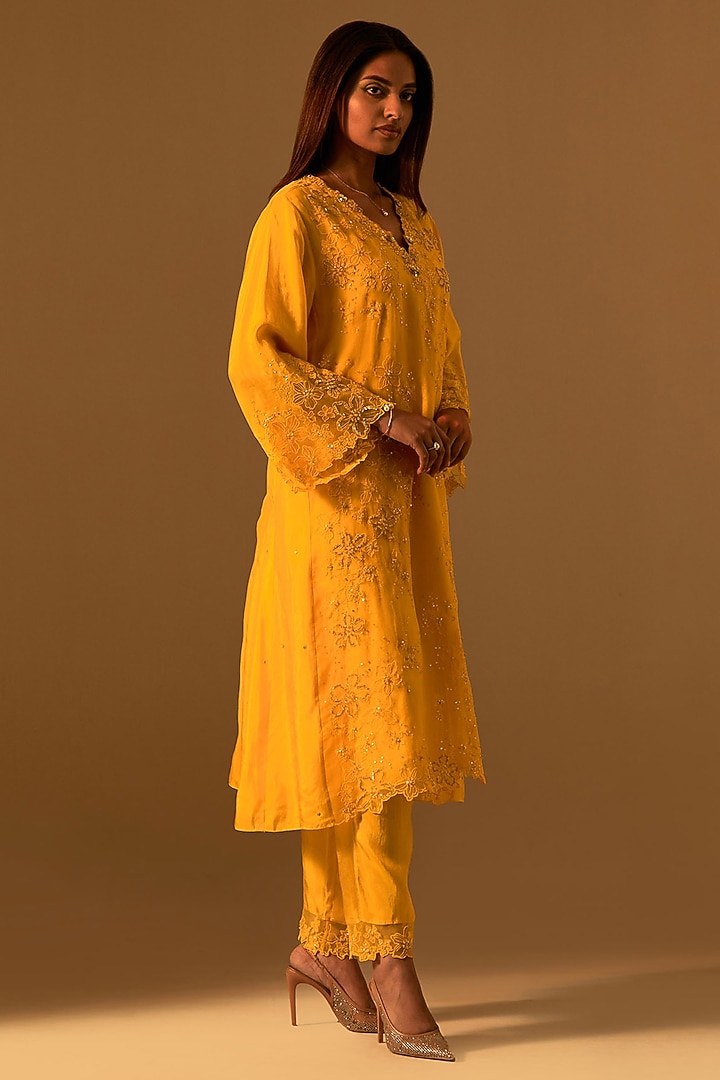Saffron Silk Organza Floral Thread Embroidered Kurta Set by One not two at Pernia's Pop Up Shop