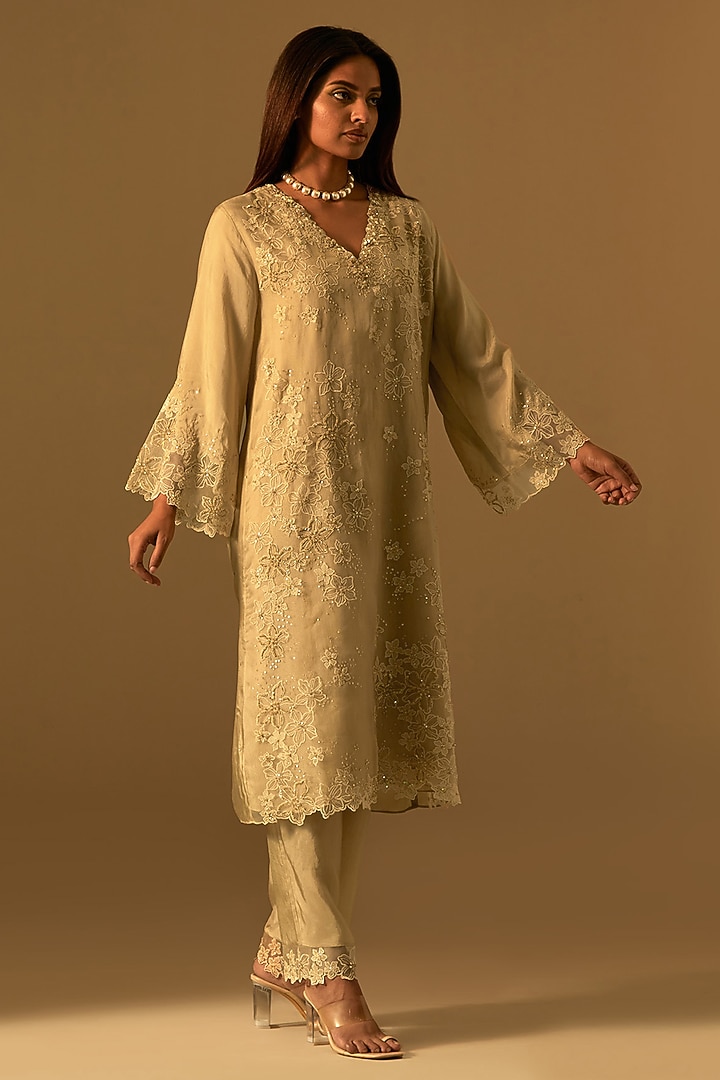 Shell-Colored Silk Organza Thread Embroidered Kurta Set by One not two at Pernia's Pop Up Shop