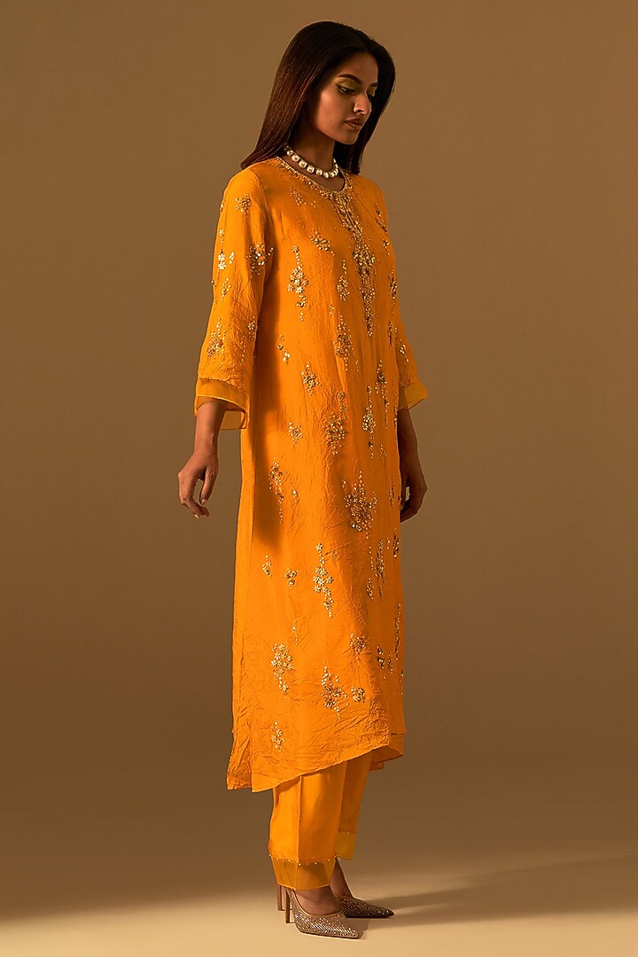 Tangerine-Colored Silk Organza Thread Embroidered Kurta Set by One not two at Pernia's Pop Up Shop