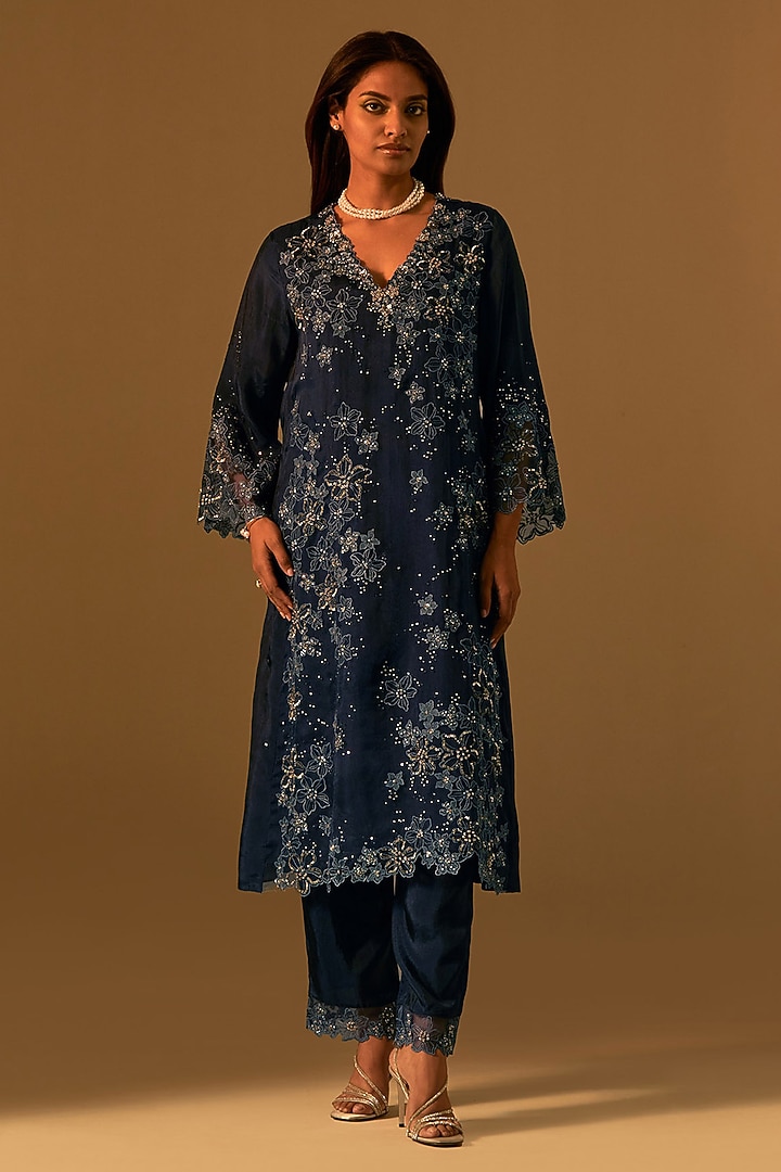 Navy Silk Organza Thread Embroidered Kurta Set by One not two at Pernia's Pop Up Shop
