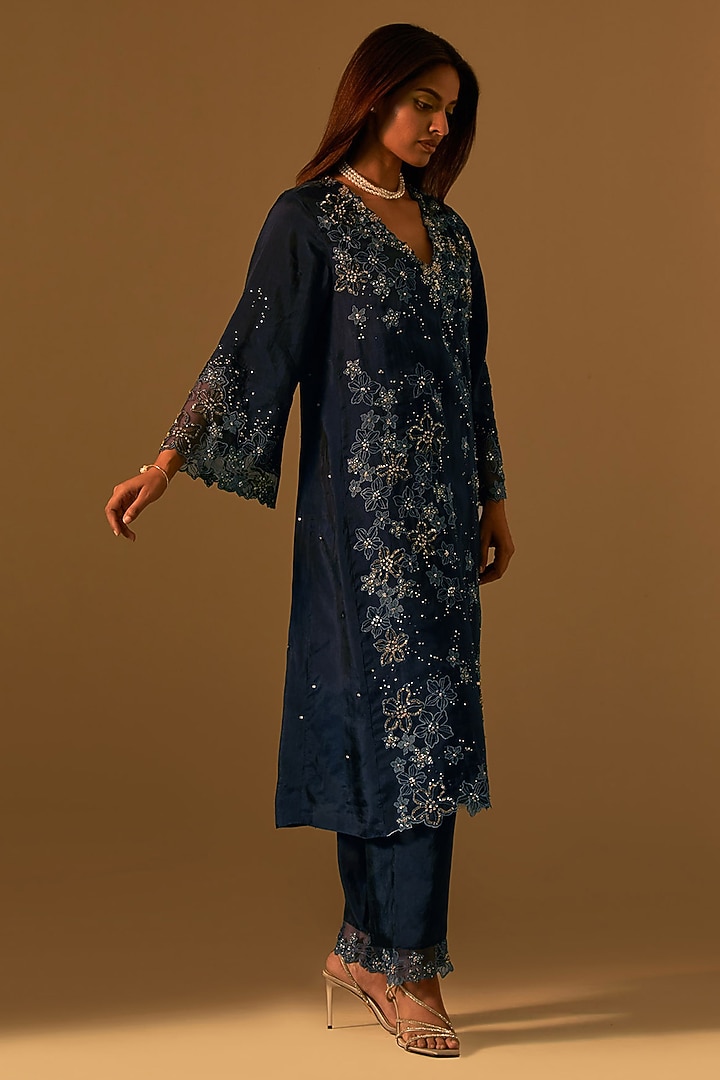 Navy Silk Organza Thread Embroidered Kurta Set by One not two at Pernia's Pop Up Shop