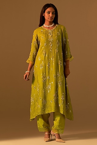 Henna-Colored Crushed Silk Thread Embroidered Kurta Set by One not two