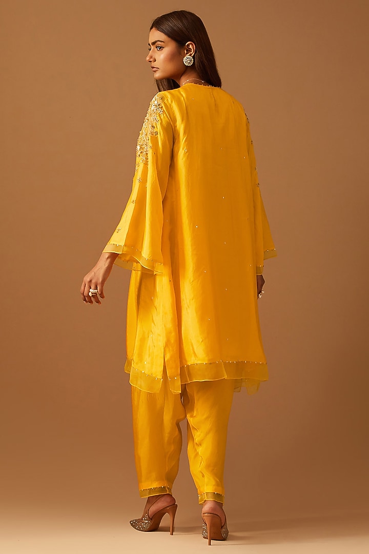 Saffron-Colored Silk Hand Embroidered Kurta Set by One not two at Pernia's Pop Up Shop