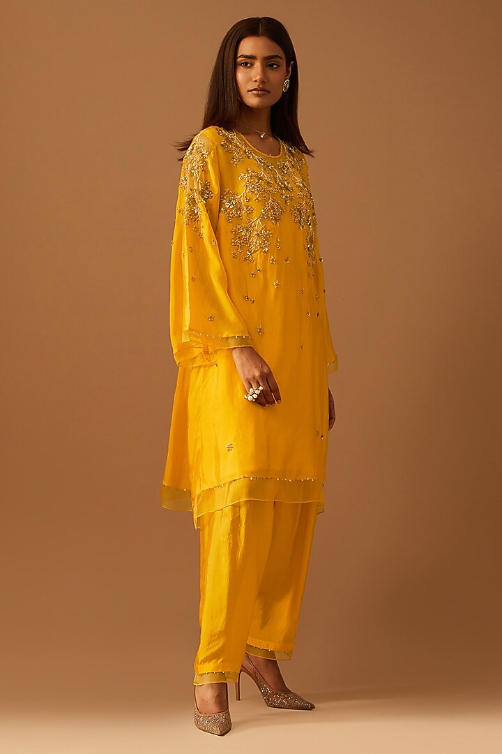 Saffron-Colored Silk Hand Embroidered Kurta Set by One not two at Pernia's Pop Up Shop