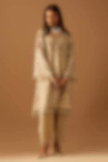 Shell-Colored Silk Hand Embroidered Kurta Set by One not two at Pernia's Pop Up Shop