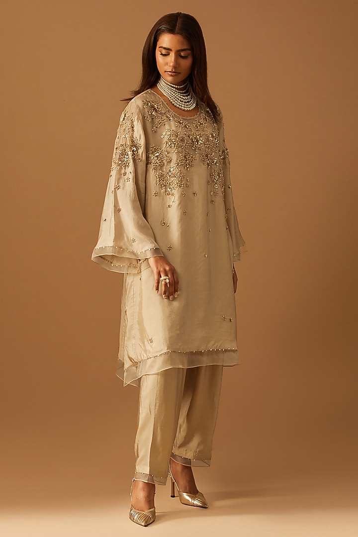 Shell-Colored Silk Hand Embroidered Kurta Set by One not two at Pernia's Pop Up Shop
