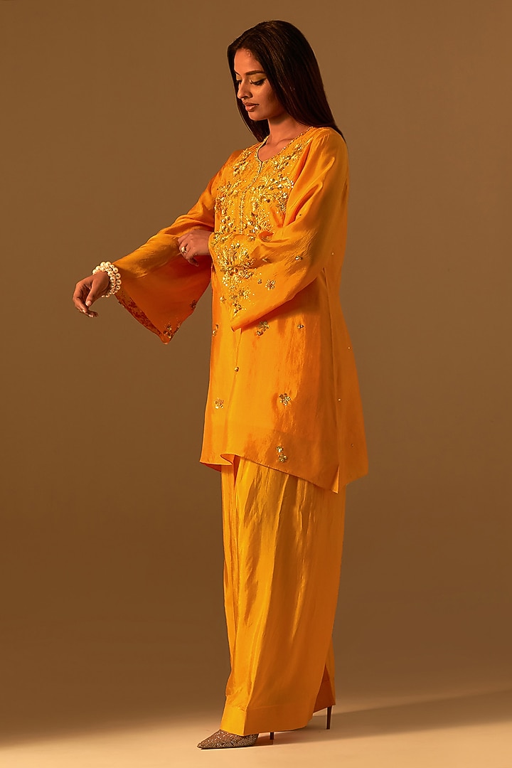 Tangerine-Colored Silk Hand Embroidered Kurta Set by One not two at Pernia's Pop Up Shop
