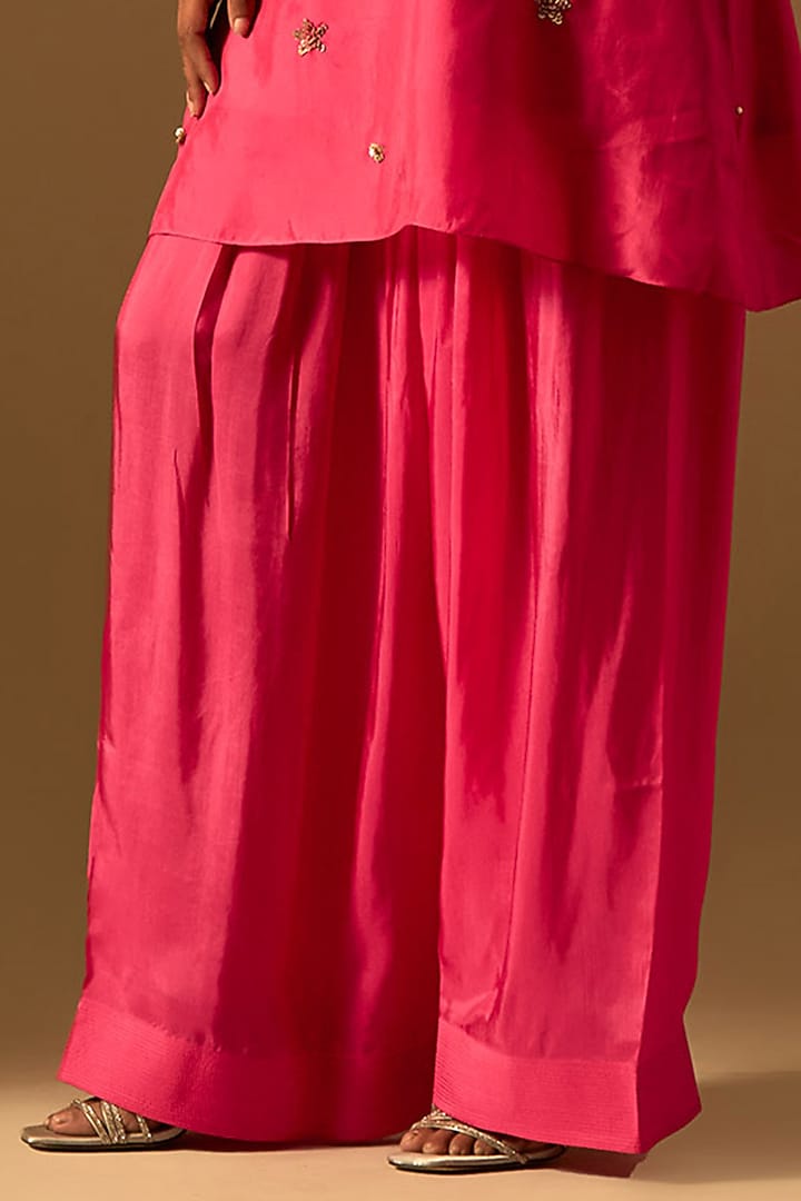 Hot Pink Silk Floral Hand Embroidered Kurta Set by One not two at Pernia's Pop Up Shop