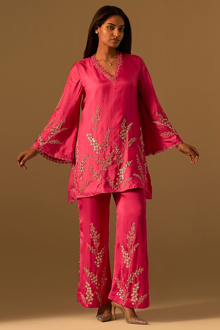 Hot Pink Silk Hand Embroidered Kurta Set by One not two at Pernia's Pop Up Shop