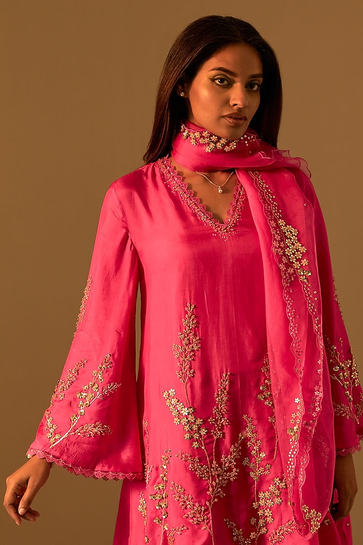Hot Pink Silk Hand Embroidered Kurta Set by One not two at Pernia's Pop Up Shop