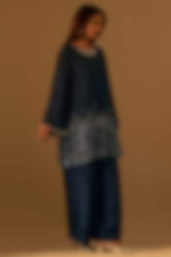 Navy Silk Floral Thread Embroidered Kurta Set by One not two at Pernia's Pop Up Shop