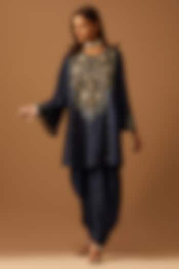 Navy Silk Floral Applique Embroidered Kurta Set by One not two at Pernia's Pop Up Shop