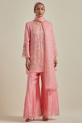 Peach Organza Sequins Scalloped Work Dupatta by One not two
