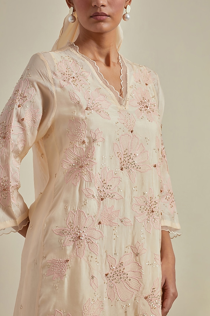 Ecru Viscose Silk Floral Thread Embroidered A-Line Kurta Set by One not two at Pernia's Pop Up Shop