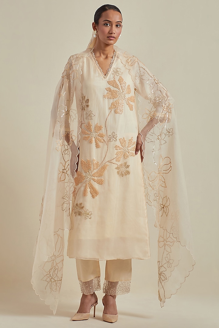 Ecru Organza Floral Sequins Hand Embroidered Dupatta by One not two at Pernia's Pop Up Shop