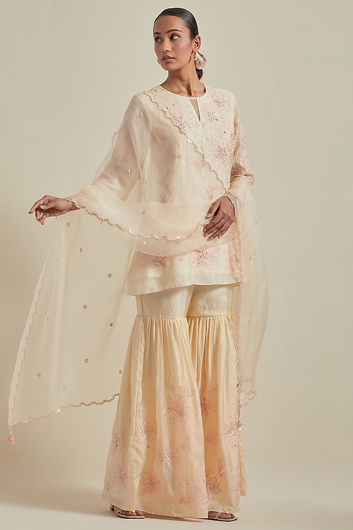 Ecru Organza Boota Hand Embroidered Dupatta by One not two at Pernia's Pop Up Shop